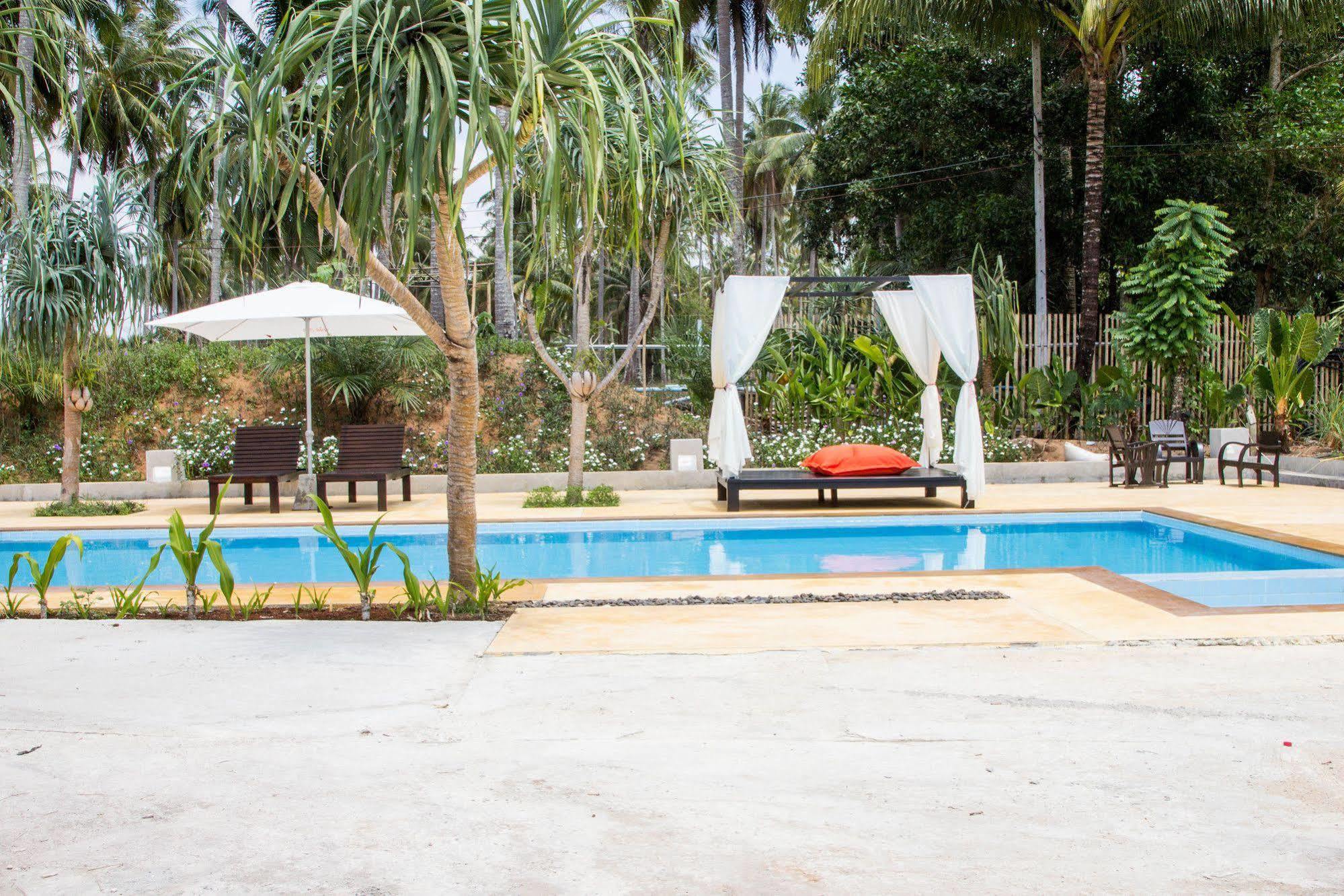 Hotel Natai House Esterno foto