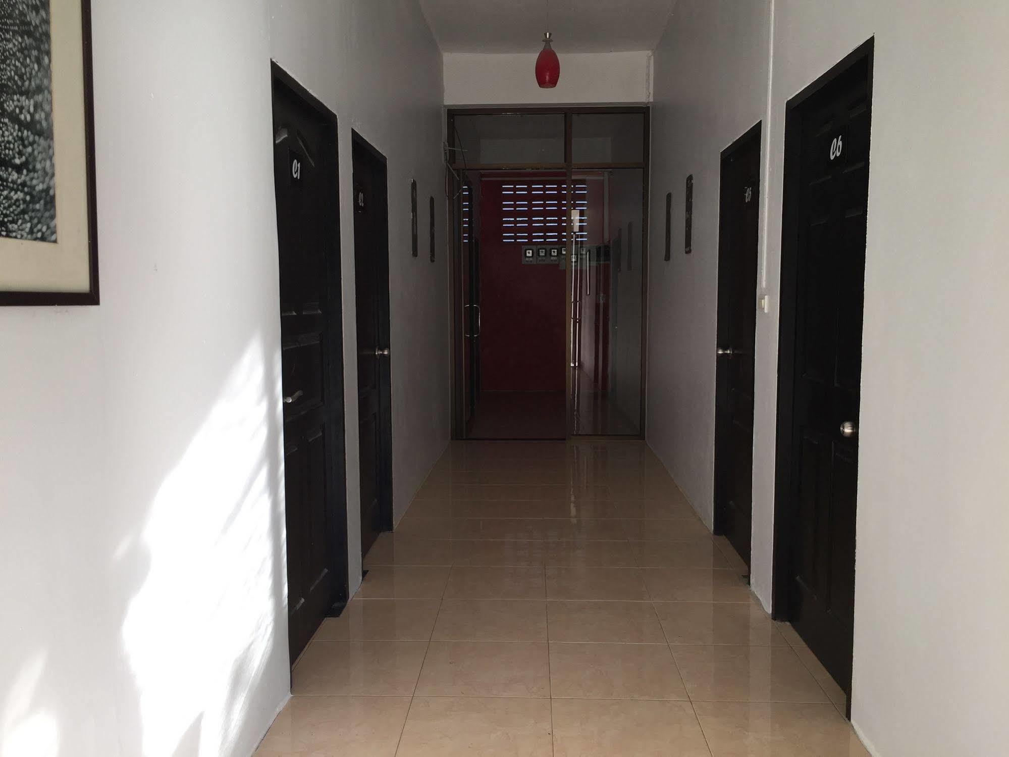 Hotel Natai House Esterno foto